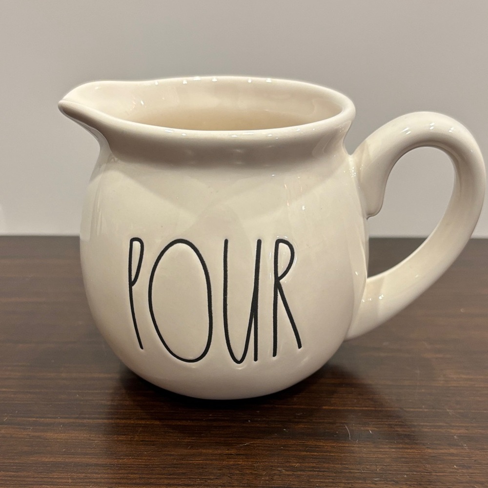 Pour Creamer